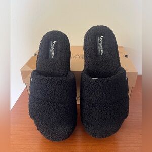 Koolaburra By Ugg Peachee Slides black size 8 NEW